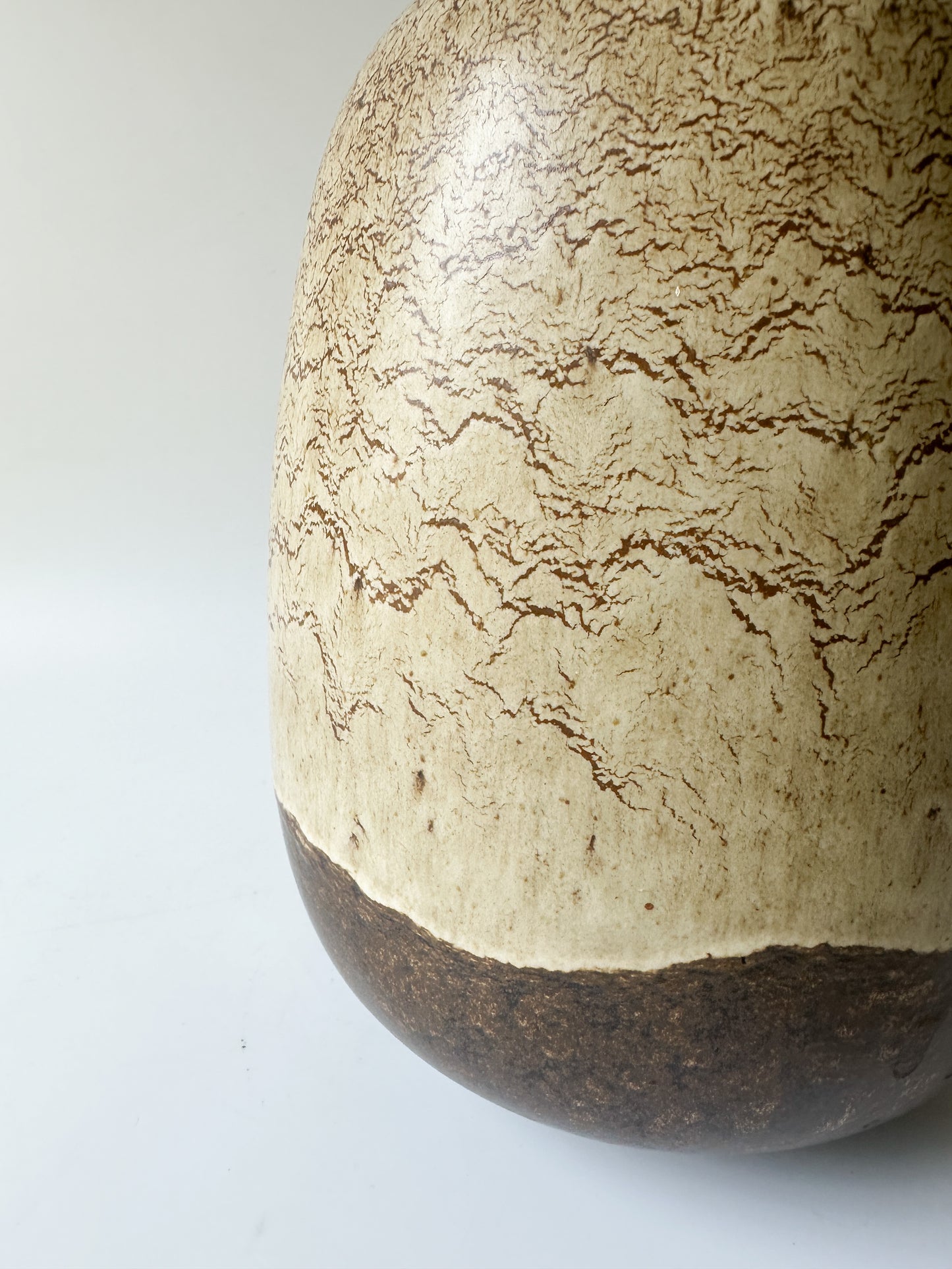 Mid-Century Modern (MCM) Ceramic Vase by Alvino Bagni for Raymor