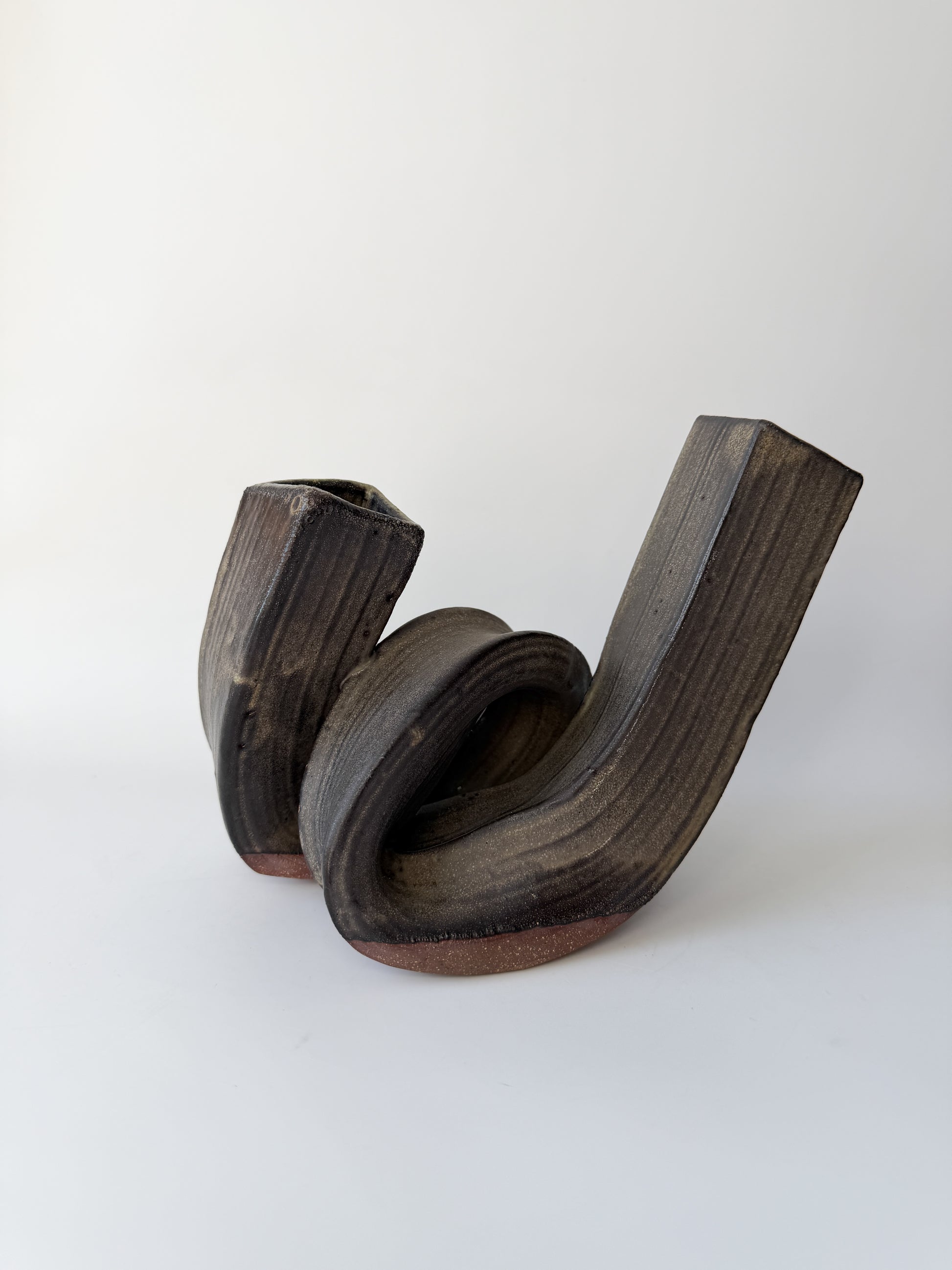 Handmade Artist Earthenware Ikebana-Style Ceramic Vase