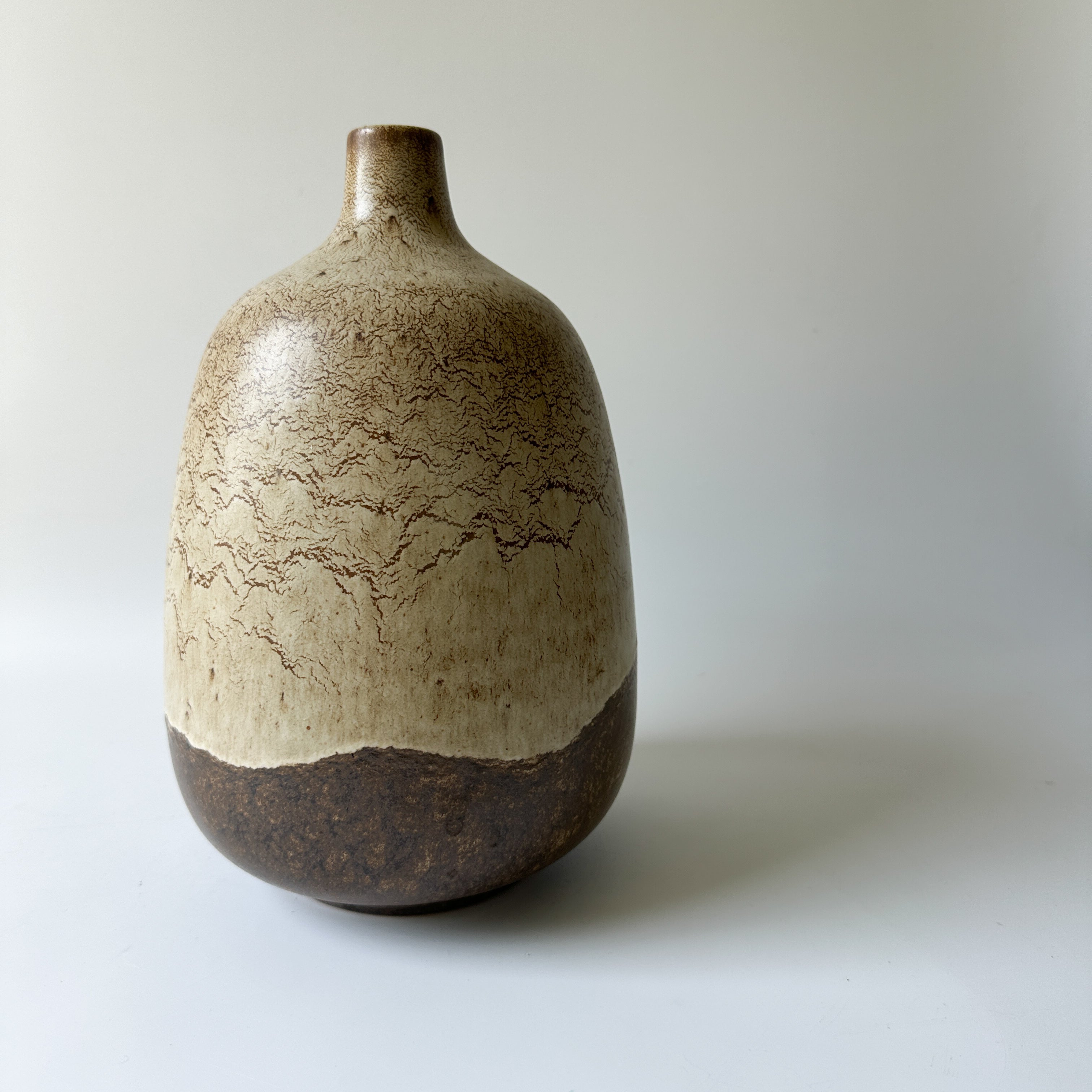 Mid-Century Modern (MCM) Ceramic Vase by Alvino Bagni for Raymor