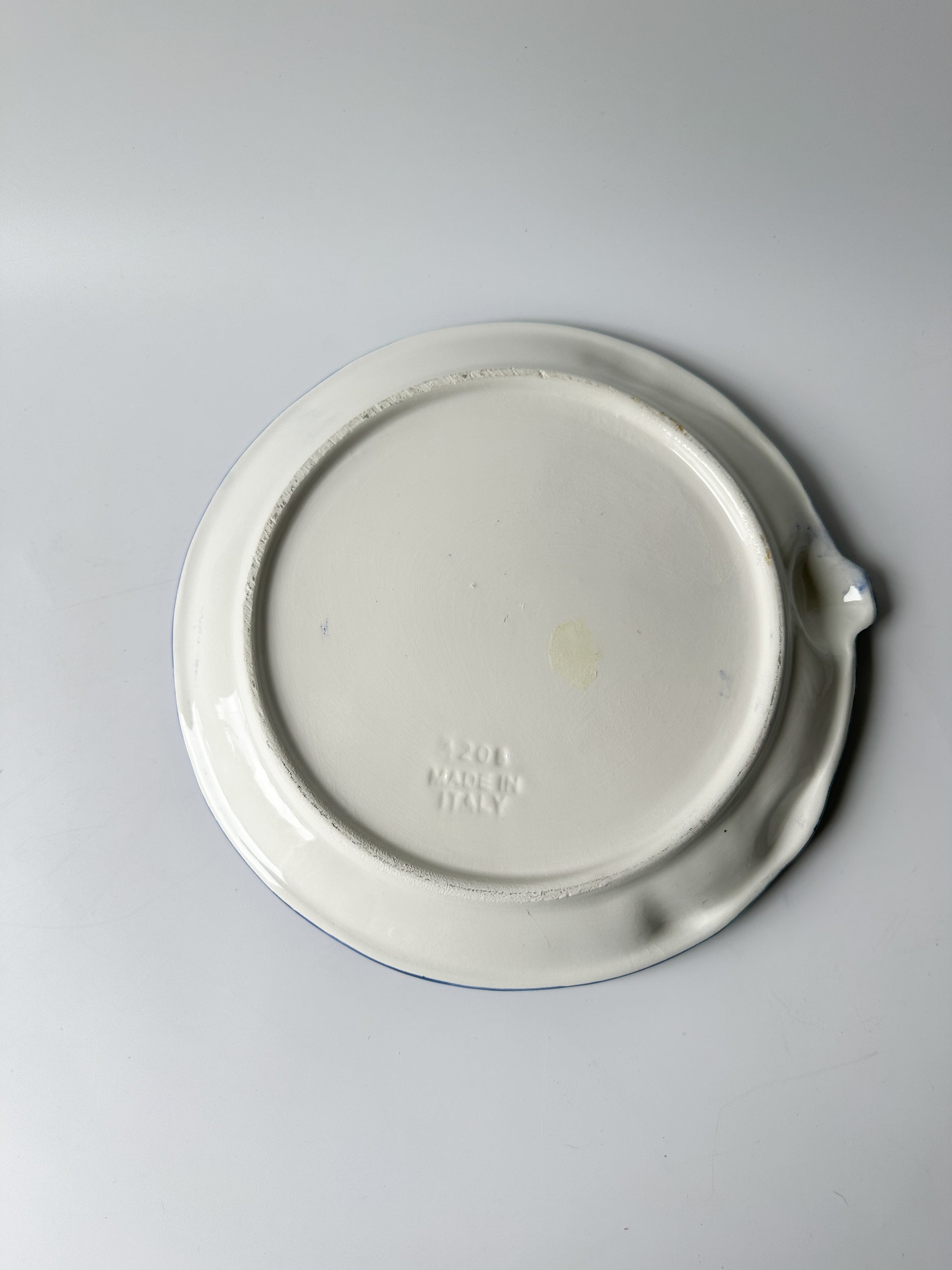 Rare Italian Majolica Trompe L’oeil Shellfish Plate