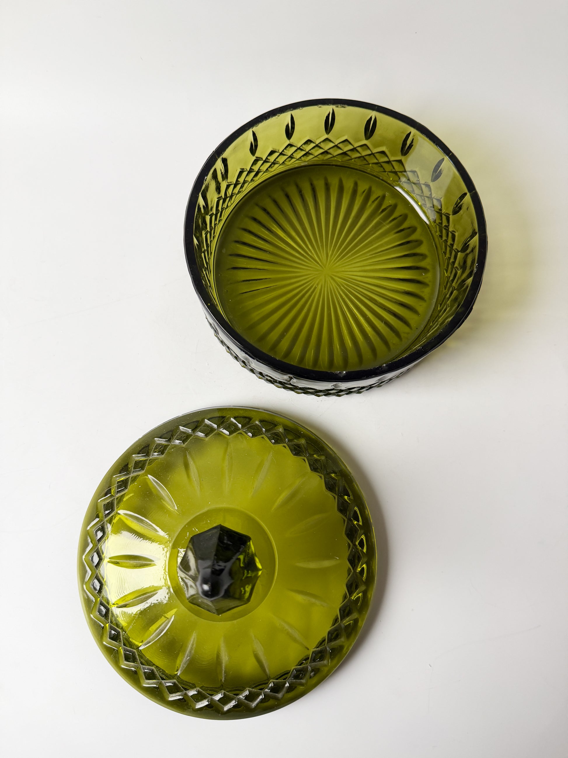 Vintage Indiana Glass Avocado Green Candy Dish