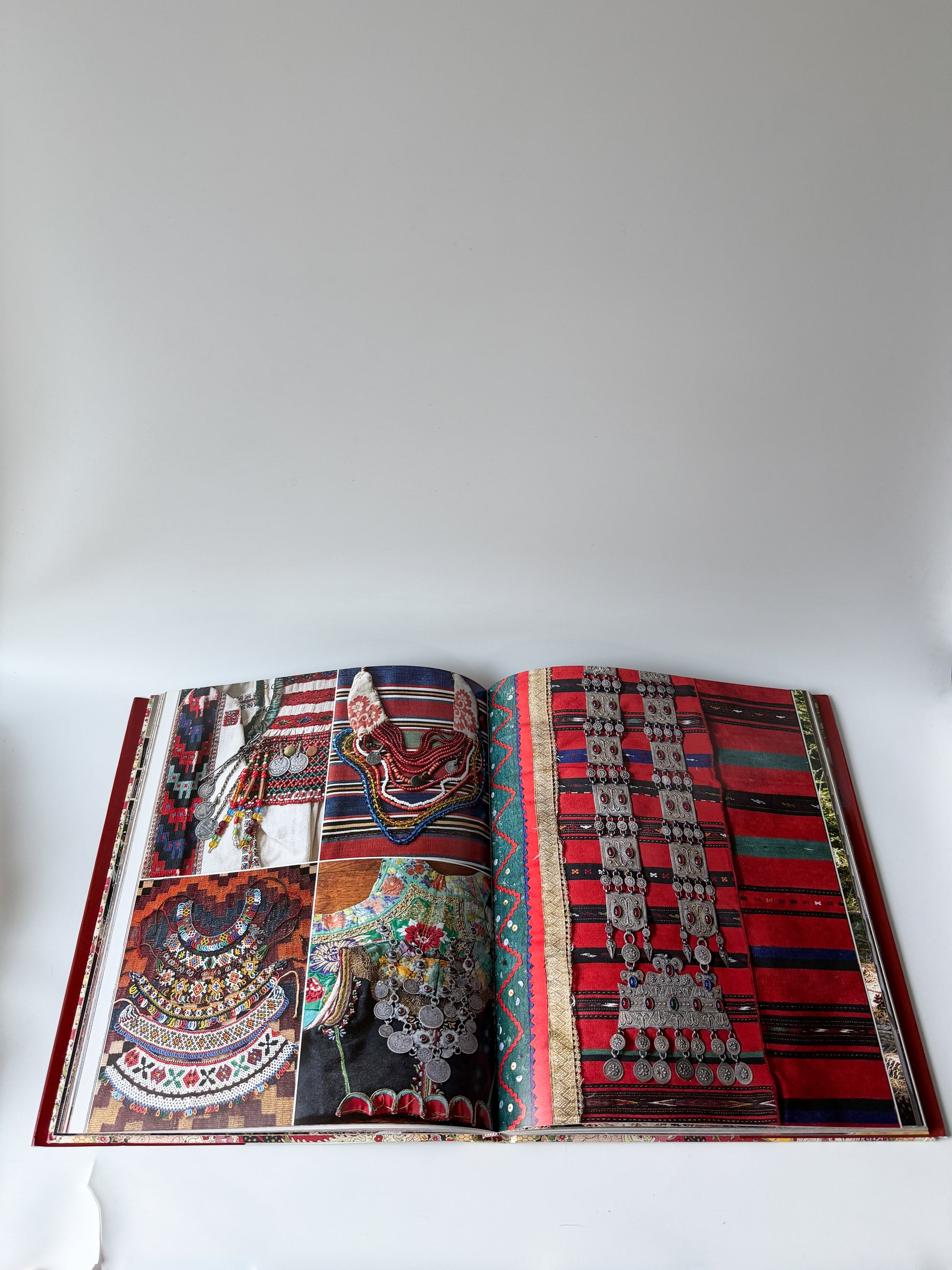 Decor Barbares - The Enchanting Interiors of Nathalie Farman-Farma